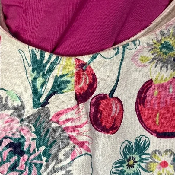 Rare Floral/Fruit Canvas Vera Bradley Tote Bag - Picture 3 of 16